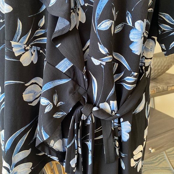 The Limited 1XL Navy Floral with ruffle neck and side tie blouse. - Picture 3 of 3